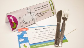 Tisch-Bismillah-Schild